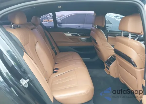 2018 BMW 740I из США, поврежденный, VIN WBA7E2C52JG741730